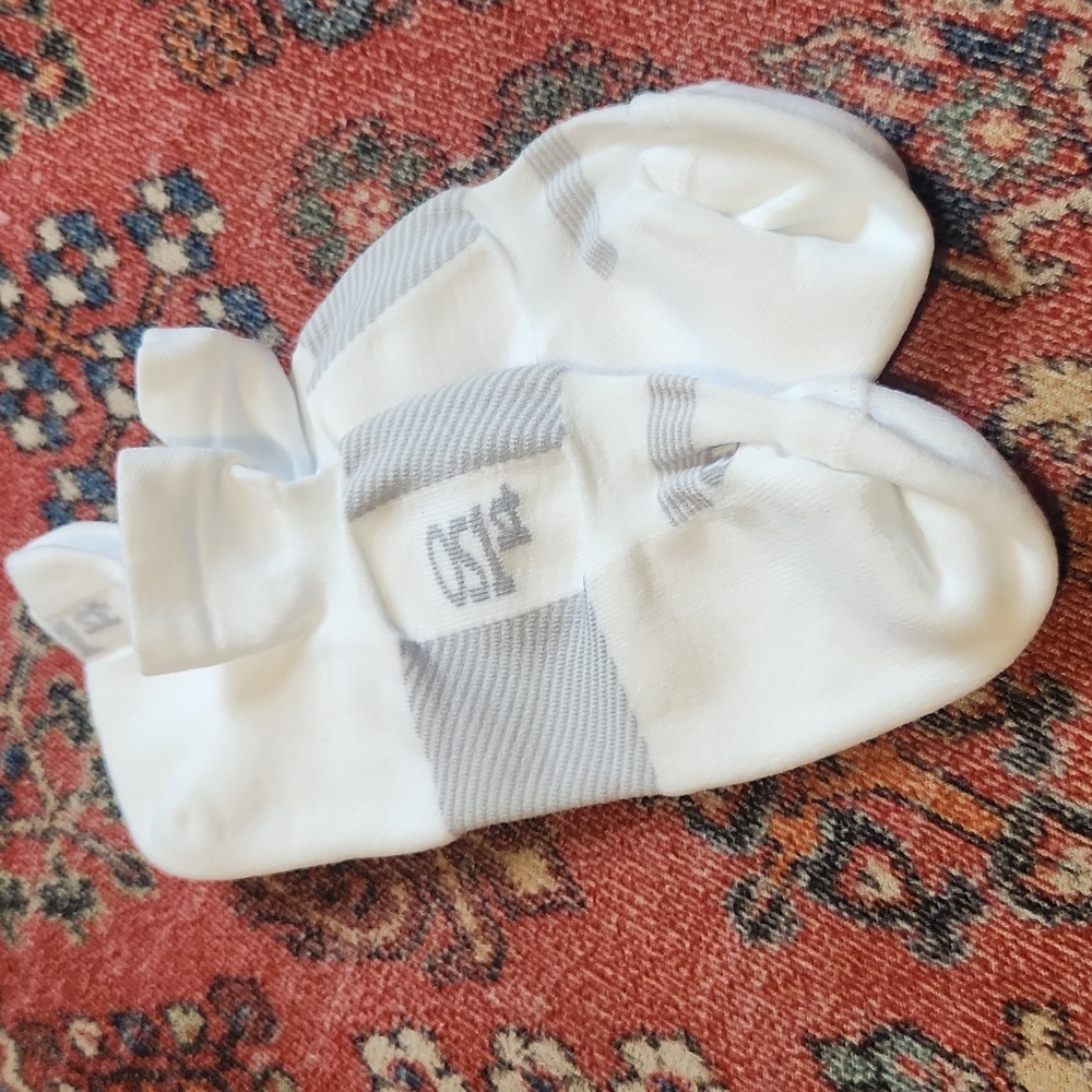 Mens OS1st Active Running Performance Socks Size Large NWOT